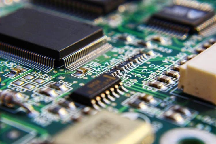 Govt to Match VC Funding for Chip Startups Under ₹1.27 Lakh Crore Semicon 2.0