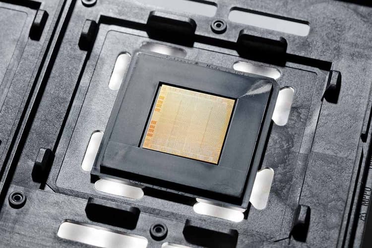 India Plans ₹1 Lakh Cr Fund for Chip Manufacturing: Report