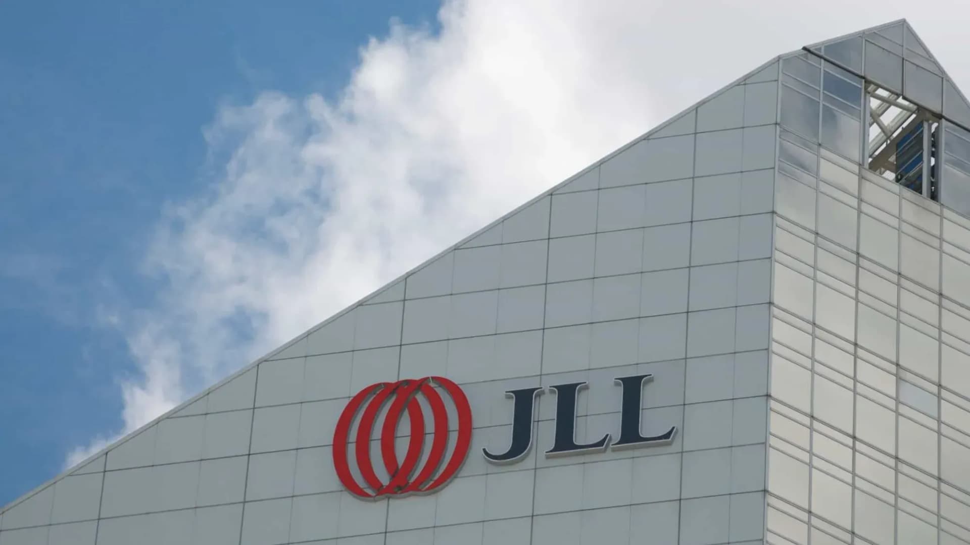 JLL Opens Hyderabad GCC, Plans to Scale to 1,600 Employees