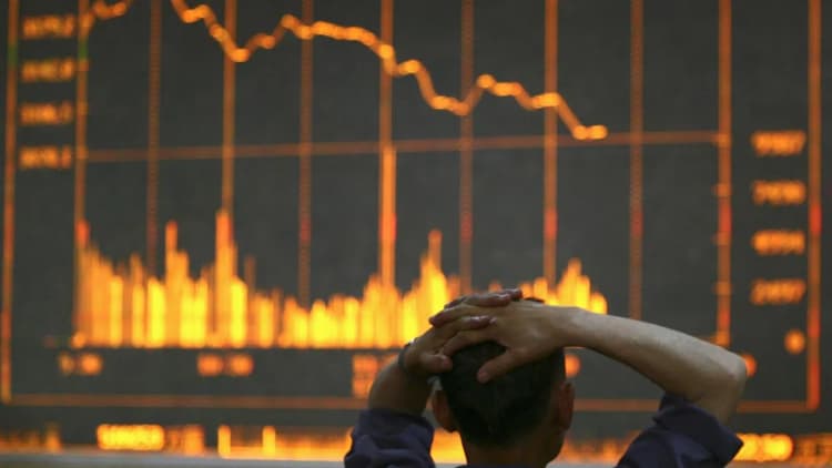 Market Mayhem: NIFTY IT Slips Below 30,000; Persistent, Tech Mahindra Tumble Over 7%