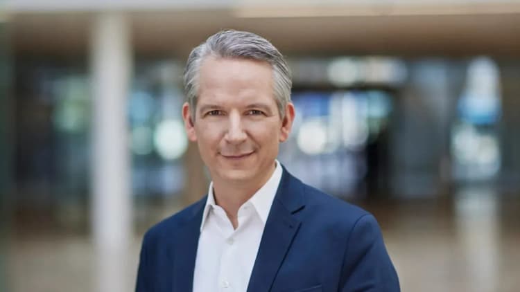 Siemens Says Agentic AI Is Early, Doubles Down on Patents