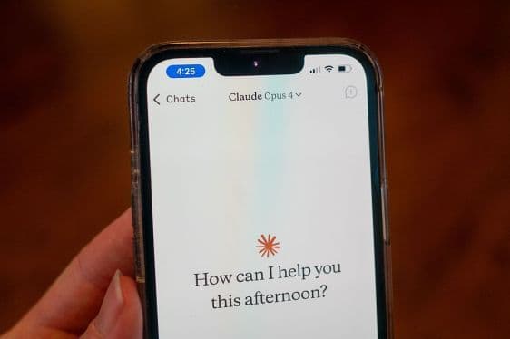 Users are ditching ChatGPT for Claude. Here’s how to make the switch