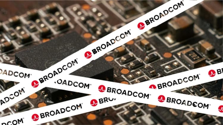 Broadcom, Apple Extend Custom Chip Partnership Through 2031