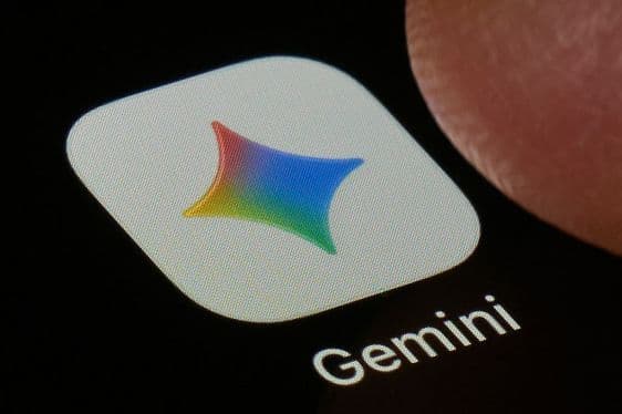Google closes in on another billion- user product with Gemini