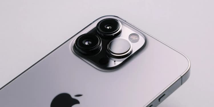 PrismML Shrinks 27B AI Model to Run on Phones; Apple in Early Talks With Startup